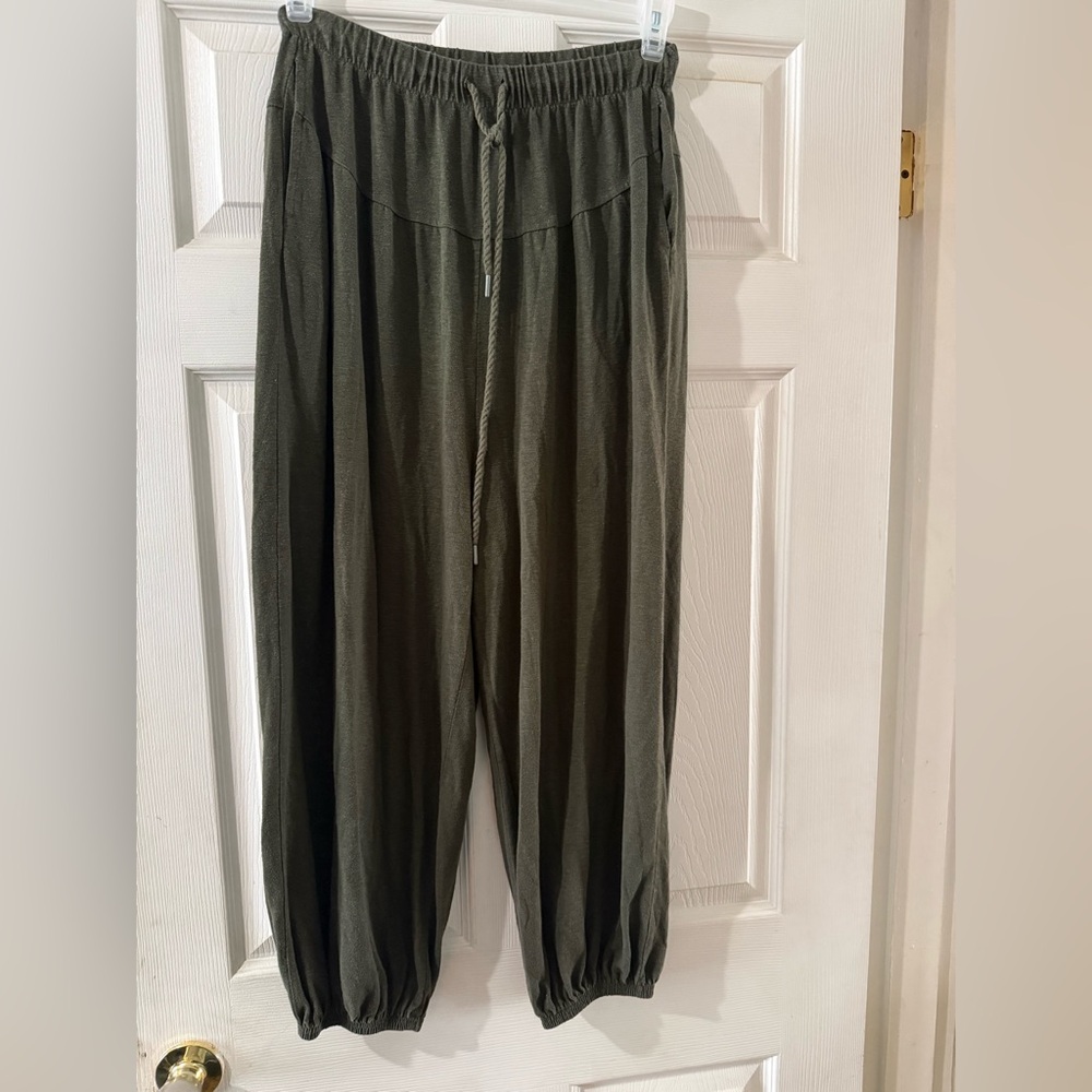 Aerie Dark Green Joggers sweatpants size m